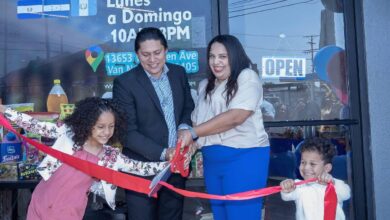 Photo of En California: es hondureña, comenzó con un food truck y ahora dirige una cadena que genera furor por sus productos