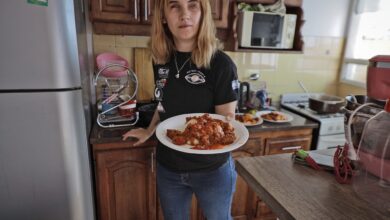 Photo of Es la primera chef ciega y sueña con emplear a personas con discapacidad: “Ningún restaurant me da trabajo”