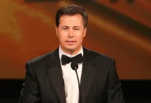 Photo of Quién es el hermano oculto de Brad Pitt que fundó una empresa millonaria a los 25 años y dona parte de su fortuna