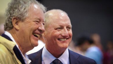 Photo of Quién es Greg Abel, el sucesor de Warren Buffett en Berkshire Hathaway