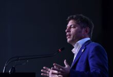 Photo of Axel Kicillof envía ley para tomar deuda y hacer obras, con suspensión del cobro de deudas a municipios