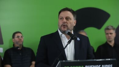 Photo of «Este resultado nos obliga a seguir trabajando», dijo Leandro Santoro tras reconocer la victoria de Manuel Adorni