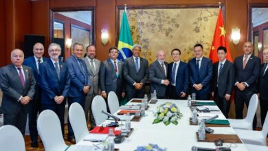 Photo of China refuerza su relación con Latinoamérica y remarca que «no es el patio trasero» de nadie»