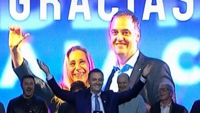 Photo of Manuel Adorni, tras imponerse en la elección porteña: «Ganó la libertad, una vez más»