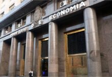 Photo of Motosierra: Luis Caputo deberá profundizar el ajuste para lograr el superávit fiscal de 1,6% que quiere Javier Milei