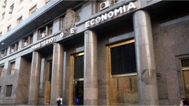Photo of Motosierra: Luis Caputo deberá profundizar el ajuste para lograr el superávit fiscal de 1,6% que quiere Javier Milei