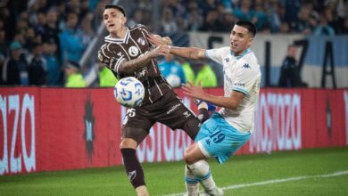 Photo of Primer batacazo de los playoffs: Platense aguantó y eliminó a Racing