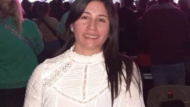 Photo of Murió una docente en Catamarca: aseguran que se tiró de una camioneta en movimiento y que su pareja la atropelló