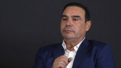 Photo of Para evitar una derrota en Corrientes, Karina bajó a Almirón y acuerda con Valdés​Para evitar una derrota en Corrientes, Karina bajó a Almirón y acuerda con Valdés 