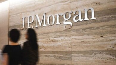 Photo of JP Morgan recomendó vender bonos argentinos ante un escenario marcado por “ruido electoral” y menor ingreso de divisas