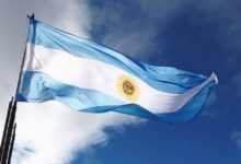 Photo of Frases del Día de la Bandera para compartir este 20 de junio