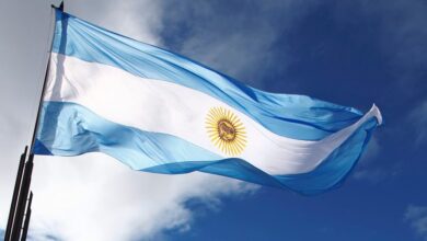 Photo of Frases del Día de la Bandera para compartir este 20 de junio