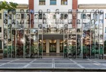 Photo of Otro golpe a la memoria: Despiden a la directora del museo de la ESMA