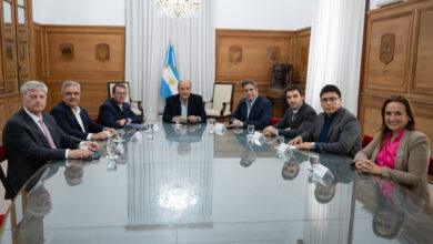 Photo of La Casa Rosada presiona a los gobernadores para que apoyen un eventual veto al aumento de las jubilaciones