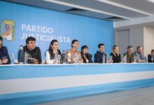 Photo of Más de 250 intendentes de todo el país expresaron su repudio por la condena a CFK