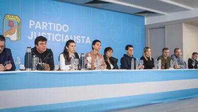 Photo of Más de 250 intendentes de todo el país expresaron su repudio por la condena a CFK