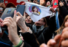 Photo of Vienen por ella, vamos con ella