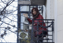 Photo of La Justicia le otorgó a Cristina Kirchner una prisión domiciliaria plagada de arbitrariedades