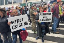 Photo of La consigna Cristina Libre se multiplica alrededor del mundo
