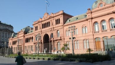 Photo of La Casa Rosada le bajó el precio a la multitudinaria marcha a Plaza de Mayo