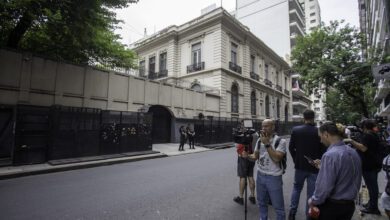 Photo of La embajada rusa cruzó al Gobierno por las acusaciones de Adorni sobre una supuesta célula de espías 