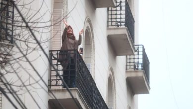 Photo of Cristina Kirchner podrá salir al balcón