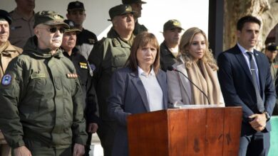 Photo of Denuncian a Patricia Bullrich por cercenar el derecho a manifestarse