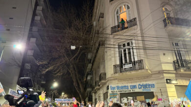 Photo of Cristina Kirchner criticó a Patricia Bullrich por el megaoperativo de seguridad frente a su departamento