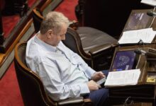 Photo of Un simulacro de peritaje sobre el celular del diputado Milman