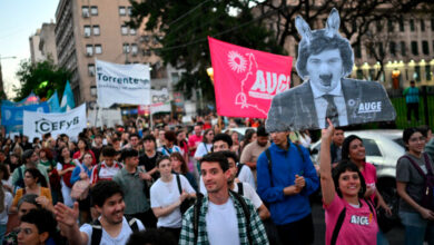 Photo of Marcha de antorchas y paro de 48 horas contra el ajuste a las universidades