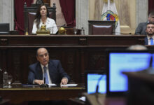 Photo of Tras su huída, Francos debe volver al Senado