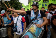 Photo of Otra cautelar contra el DNU que limita el derecho a huelga