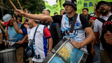 Photo of Otra cautelar contra el DNU que limita el derecho a huelga