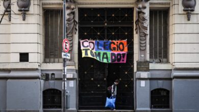Photo of Qué dice el comunicado sobre la toma que las autoridades del colegio Carlos Pellegrini les enviaron a las familias