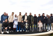 Photo of Platense llevó la copa de campeón al hipódromo de Palermo, en otra tarde de emociones