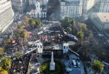 Photo of Cristina Kirchner, en vivo: las repercusiones de la marcha y cómo se ordena el PJ