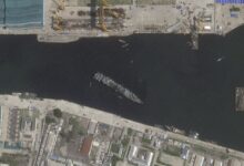 Photo of Corea del Norte reflota con éxito su nuevo destructor tras el accidente en la botadura que enfureció a Kim