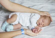 Photo of ¿Hasta dónde conviene saber?. El dilema que enfrentan a los padres que quieren testear a sus bebés en busca de enfermedades