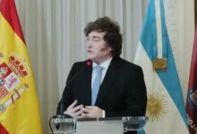 Photo of Madrid: Milei recibió un premio en un foro libertario, destacó el índice de inflación y volvió a atacar a periodistas