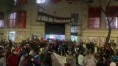 Photo of Condena a Cristina Kirchner: estudiantes tomaron la facultad de Filosofía y Letras en reclamo contra el fallo