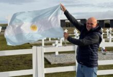 Photo of Diputado combatiente regresó a Malvinas: «Al gobierno británico no le interesa en absoluto la comunidad de las islas»