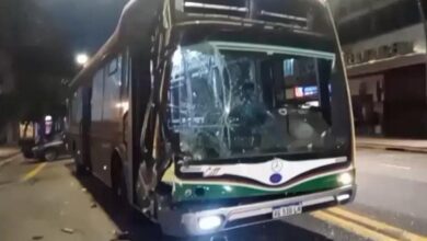 Photo of Chocaron dos colectivos en Recoleta: 14 pasajeros resultaron heridos