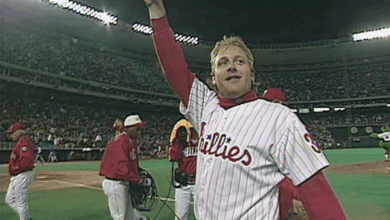 Photo of De facturar millones por su talento en el deporte a quedarse sin un solo billete: quién es Curt Schilling
