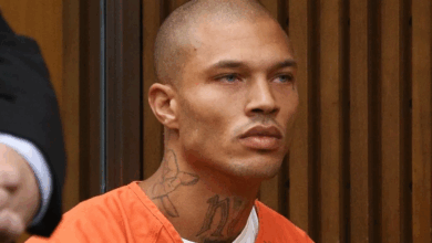 Photo of De robar comida para sobrevivir a ser un modelo millonario: la historia de Jeremy Meeks, el preso viral