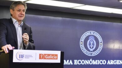 Photo of José Luis Daza defendió la política cambiaria de Javier Milei: «El dólar flota, no está controlado»