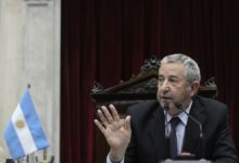 Photo of Julio Cobos: «El mercado solo no va a redistribuir, no va a asignar presupuesto a los hospitales»