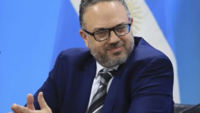 Photo of Matías Kulfas presentó su nuevo libro: «La Argentina viene muy rezagada en discutir cuál es el proyecto nacional»