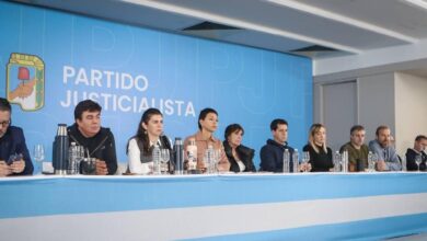 Photo of Más de 250 intendentes del PJ se organizan para acompañar a Cristina Kirchner en «una movilización histórica» a Comodoro Py, tras el fallo de la Corte Suprema
