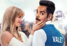 Photo of ¿Qué harías si una famosa te pide fingir ser su pareja? La historia de amor que conquistó Netflix