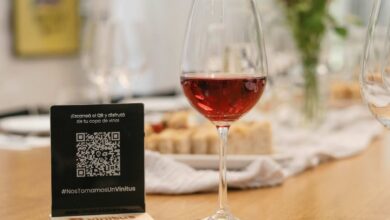 Photo of Una startup local aplica la tecnología para estimular el consumo de vino por copa en bares y vinotecas porteñas